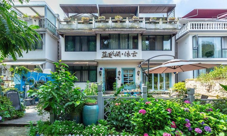 Blooming Lotustheme Househangzhou Homestay - 